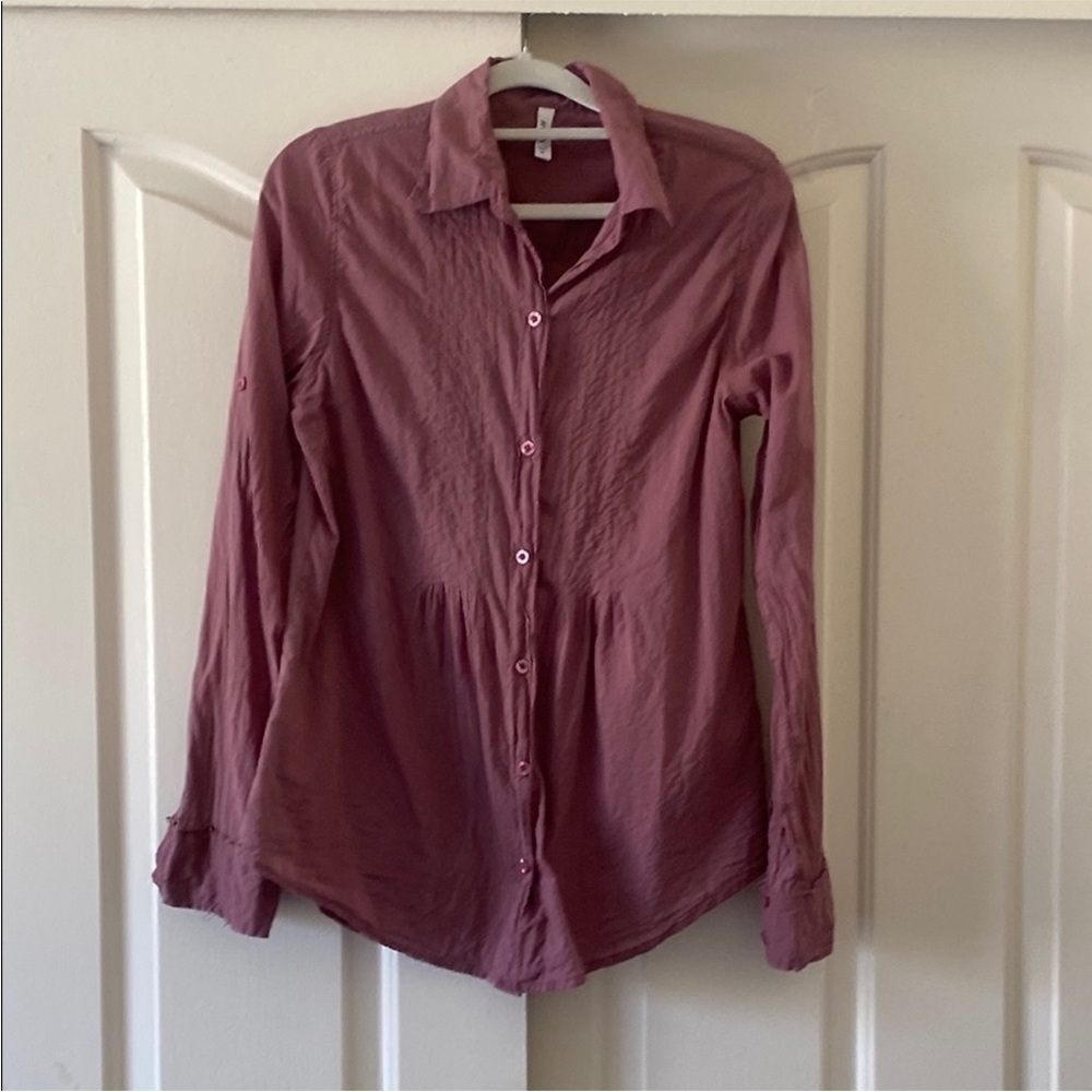 RVCA Pink Long Sleeve Button-Up Shirt. Size M